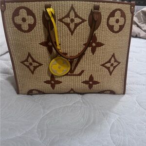 Louis Vuitton Raffia On the go GM